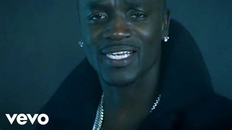 Akon – Smack That (Official Music Video) ft. Eminem - Respect Due