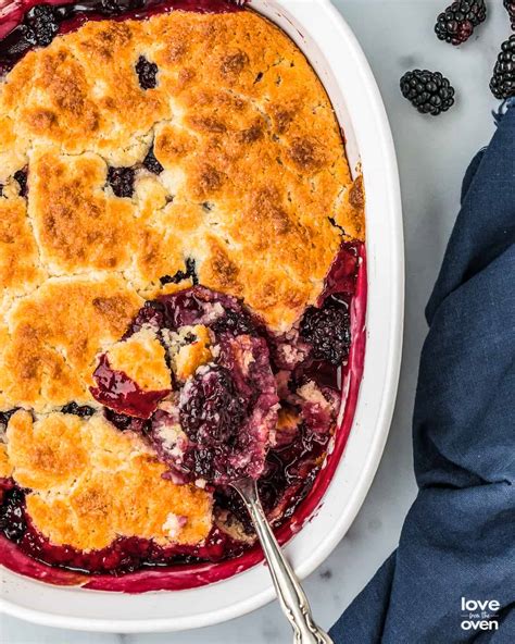 Blackberry Cobbler • Love From The Oven