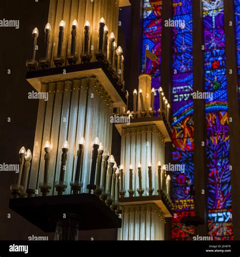 Belz great synagogue hi-res stock photography and images - Alamy