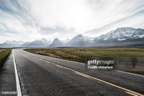 17,256 Snowy Mountains Canada Stock Photos, High-Res Pictures, and ...