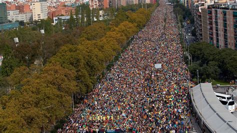 Thousands protest in Barcelona on fifth day of action