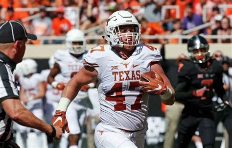 Texas TE Andrew Beck visiting Vikings - Houston Chronicle