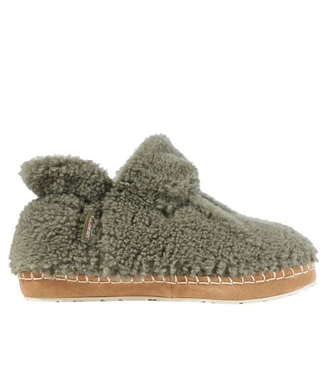 The 31 Best Winter Slippers for Women | Who What Wear