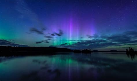 Northern Lights Shimmer in Gorgeous 5-Hour Time-Lapse | Space