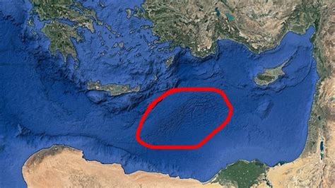 Oldest oceanic crust might have been part of the Tethys Ocean 340 million years ago