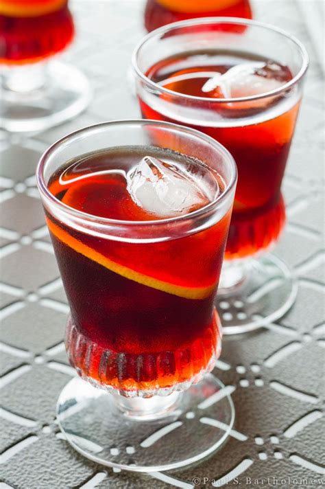 Gin & Dubonnet Cocktail | Fancy drinks, Cocktails, Yummy drinks