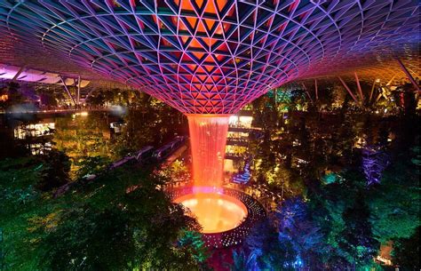 تعليقات حول ‪Jewel Changi Airport‬ - سنغافورة, سنغافورة - Tripadvisor