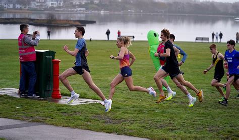 Melissa Courtney-Bryant runs parkrun 'world record' - AW