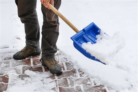 Proper Snow Removal Techniques | Work-Fit Blog