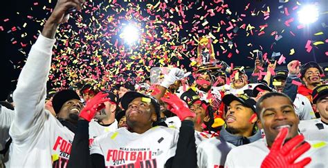 Ferris State Wins D2 Football Title, And Breaks The Trophy