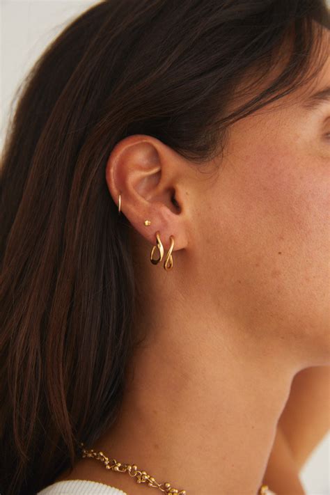 Link Earrings | Gold – Linden Cook Jewellery