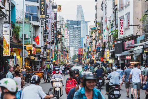 Vietnam targets economic growth of 6.5% in 2021 - International Finance