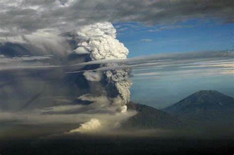 One Day for Indonesia: Pictures from Mount Merapi Eruption