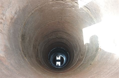 File:Well.handdug.cased.mali.jpg - Wikipedia