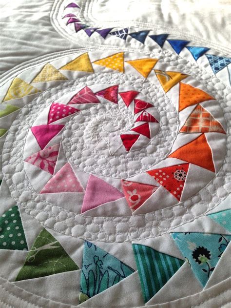 Spiral Geese Mini Quilt | Quilt patterns, Quilts, Miniature quilts