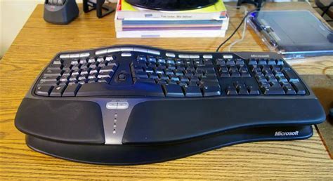 Microsoft Natural 4000 Ergonomic Keyboard: Ultimte Review