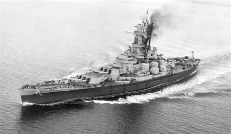 A great pic of a great ship. This is battleship ALABAMA (BB-60) Nicknamed 'The Lucky A' she didn ...