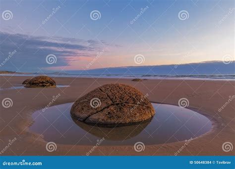 Moeraki Boulder Closeup at Low Tide, Koekohe Beach, New Zealand Stock Photo - Image of edge ...