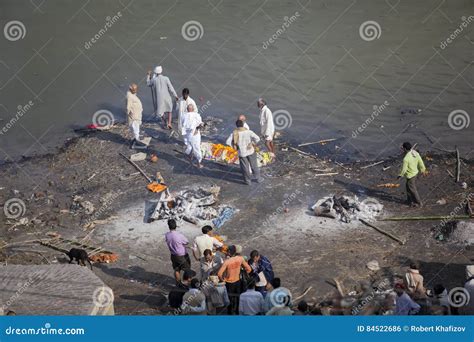 India, Varanasi - November 2009: Funeral Ceremony of Cremation on the ...