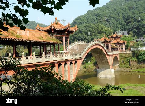 Haoshang Bridge, Dafo, Leshan, China Stock Photo - Alamy