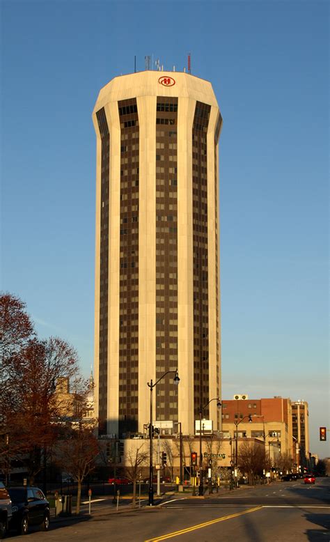 Springfield Hilton - The Skyscraper Center