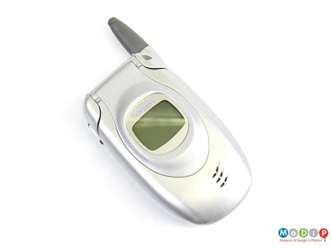 Samsung SGH-T100 mobile phone | Museum of Design in Plastics