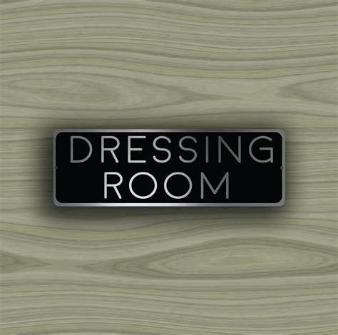 DRESSING ROOM SIGN