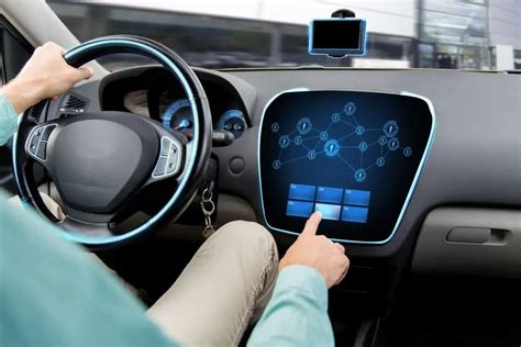 Huawei, MetaSystem to develop connected car applications