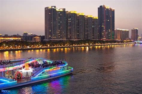 Pearl River Night Cruise in Guangzhou, China