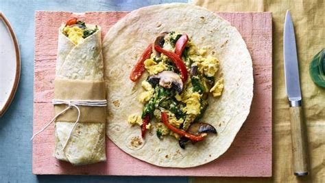 Breakfast wrap recipe - BBC Food