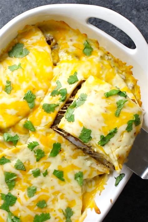 Easy Tortilla Taco Casserole Recipe {A Great Make-ahead Meal} - TipBuzz