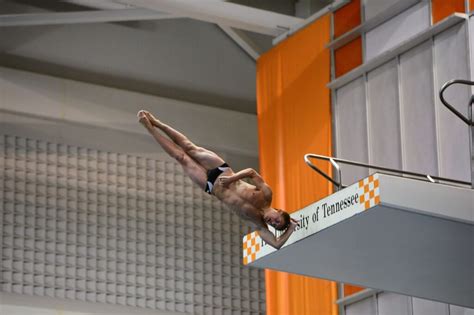 Photo Gallery: USA Diving Junior National Championships - Swimming ...