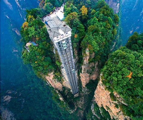 Zhangjiajie: A Majestic "Alien Planet" of Peaks