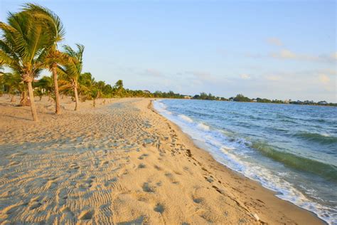 Top 10 Beaches in Belize