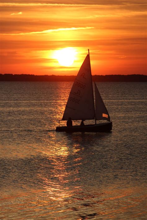 Boat | Scenery, Beautiful places, Sunset