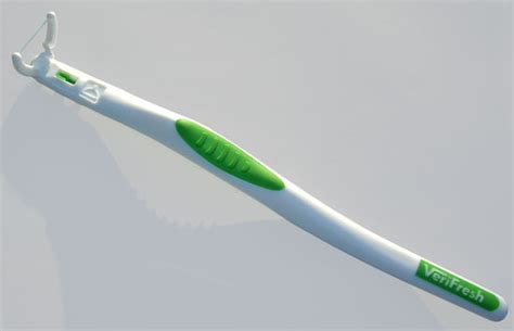 What Are Floss Sticks? - oralcareexpert.com