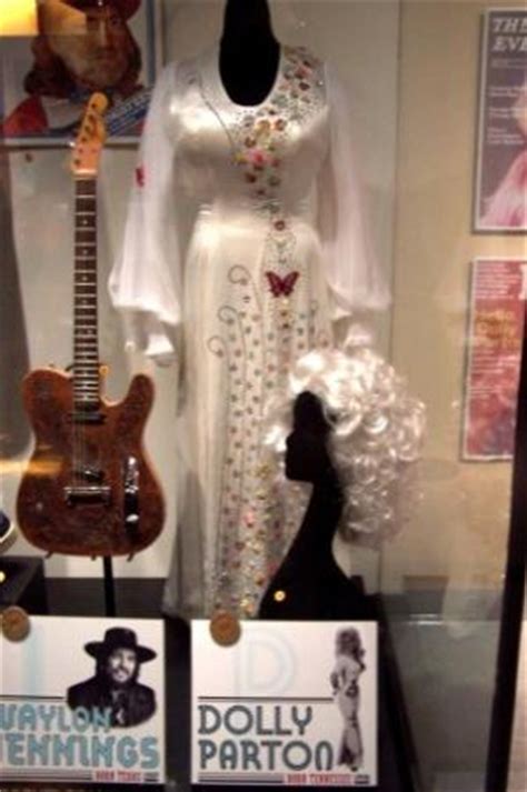 Dolly Parton - Picture of Country Music Hall of Fame and Museum, Nashville - TripAdvisor