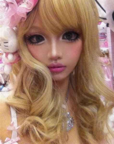@ag77iiiiii on Instagram: "🌸#kittylove" in 2023 | Gyaru makeup, Gyaru hair, Harajuku makeup