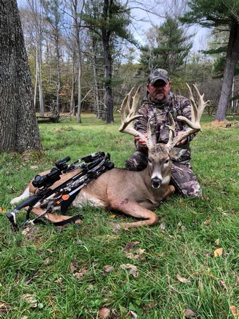 Guided Trophy Whitetail Deer Hunting Trips in Pennsylvania | Tioga Boar Hunting