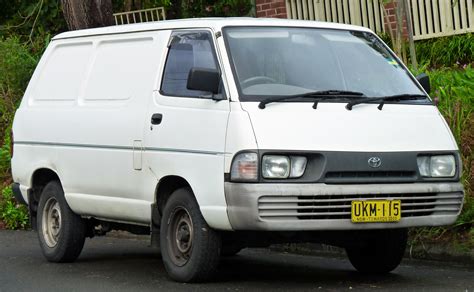 File:1992-1996 Toyota TownAce (YR39RV) van (2011-04-28) 02.jpg - Wikipedia, the free encyclopedia