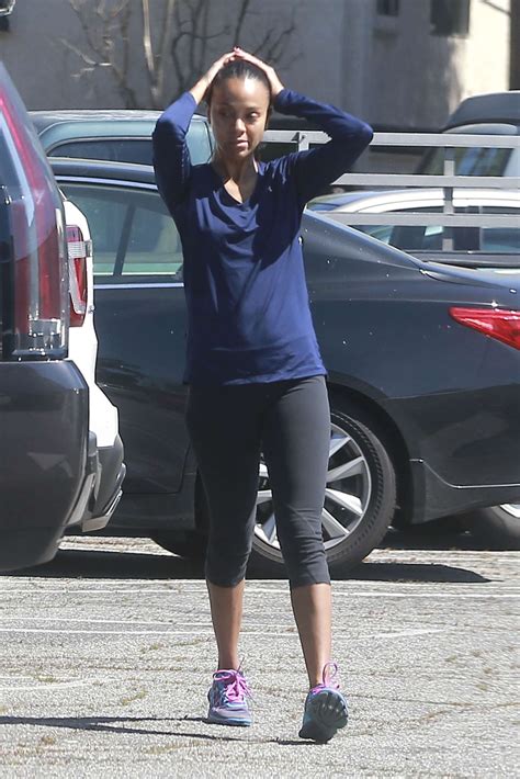 Zoe Saldana Leaves the gym in Studio City -11 – GotCeleb