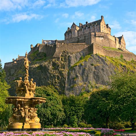 Edinburgh Castle parking from £3.20