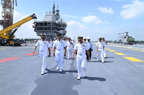 INS Vikrant receives its ‘original’ 1961 bell - Asian News from UK