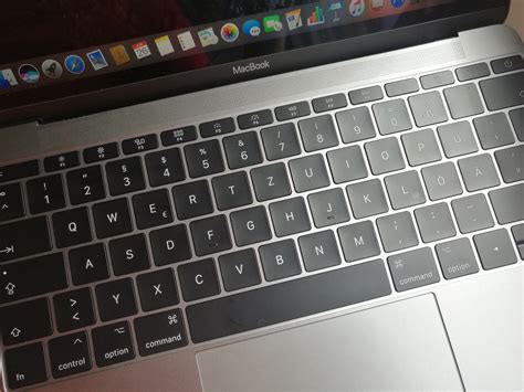 Apple MacBook 12 (2017) Laptop Review - NotebookCheck.net Reviews