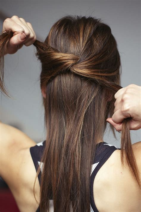 3 chic, knotted hairstyles that will look great in Thanksgiving photos ...