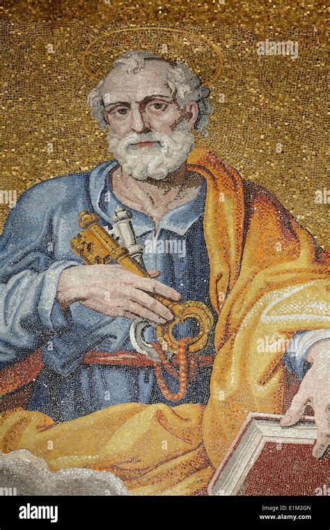 Mosaic depicting Saint Peter in St Peter's basilica Stock Photo - Alamy