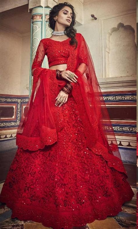 Red Priyanka Chopra Lehenga/lehenga/bridal Lehengablood Red ...