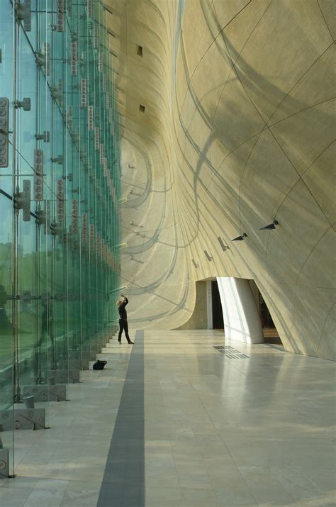 Polin,architecture,man,the museum,light - free image from needpix.com