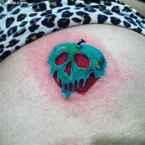 Skull Apple Tattoos – Horrible Apple Tattoo Designs | Golfian.com | Apple tattoo, Tattoo designs ...