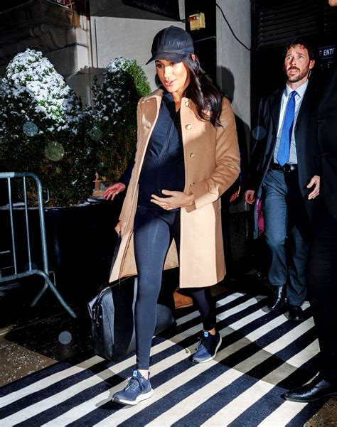 Meghan Markle Maternity Style: Her Best First Pregnancy Maternity Outfits